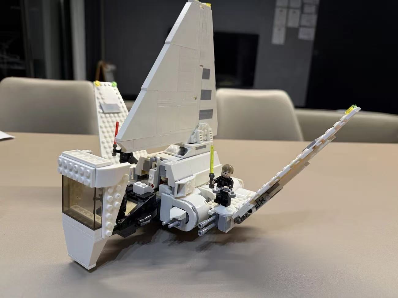 Creative Space-Shuttle Battle  - Model Kit Battleship のレビューと価格