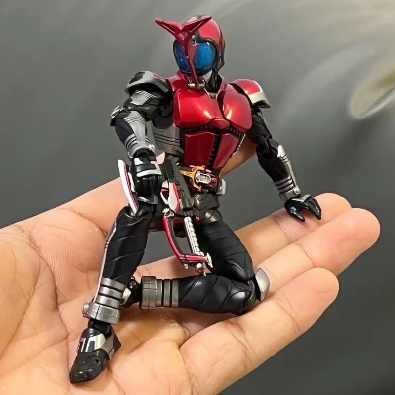 New Anime Kamen Rider Kabuto B - Model Kit Kamen Rider のレビューと価格