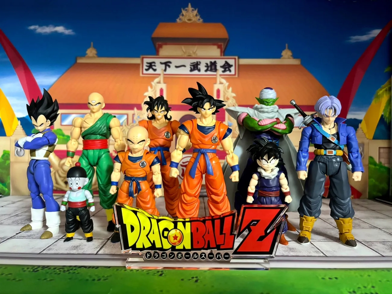 Anime Dragon Ball LOGO Base Wh - Model Kit Dragon Ball のレビューと価格